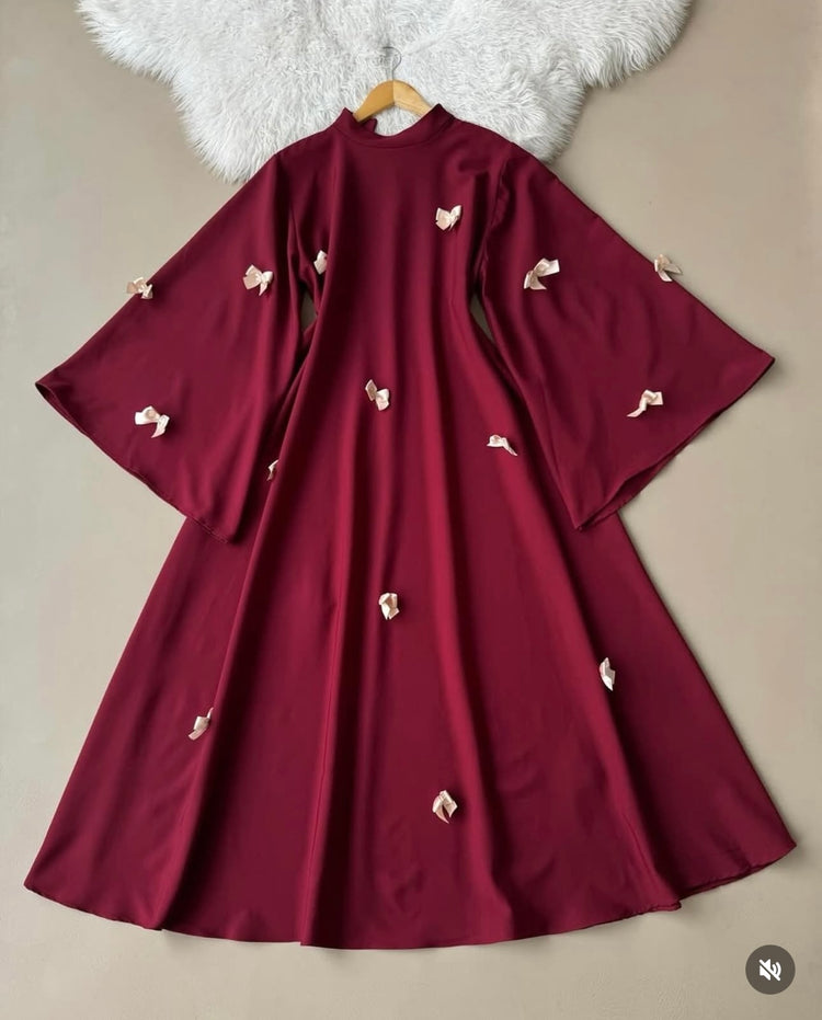 Elegant Bow-Embellished Flowy Abaya