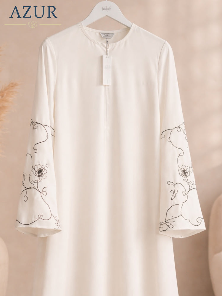 Noor Vine Embroidered Abaya