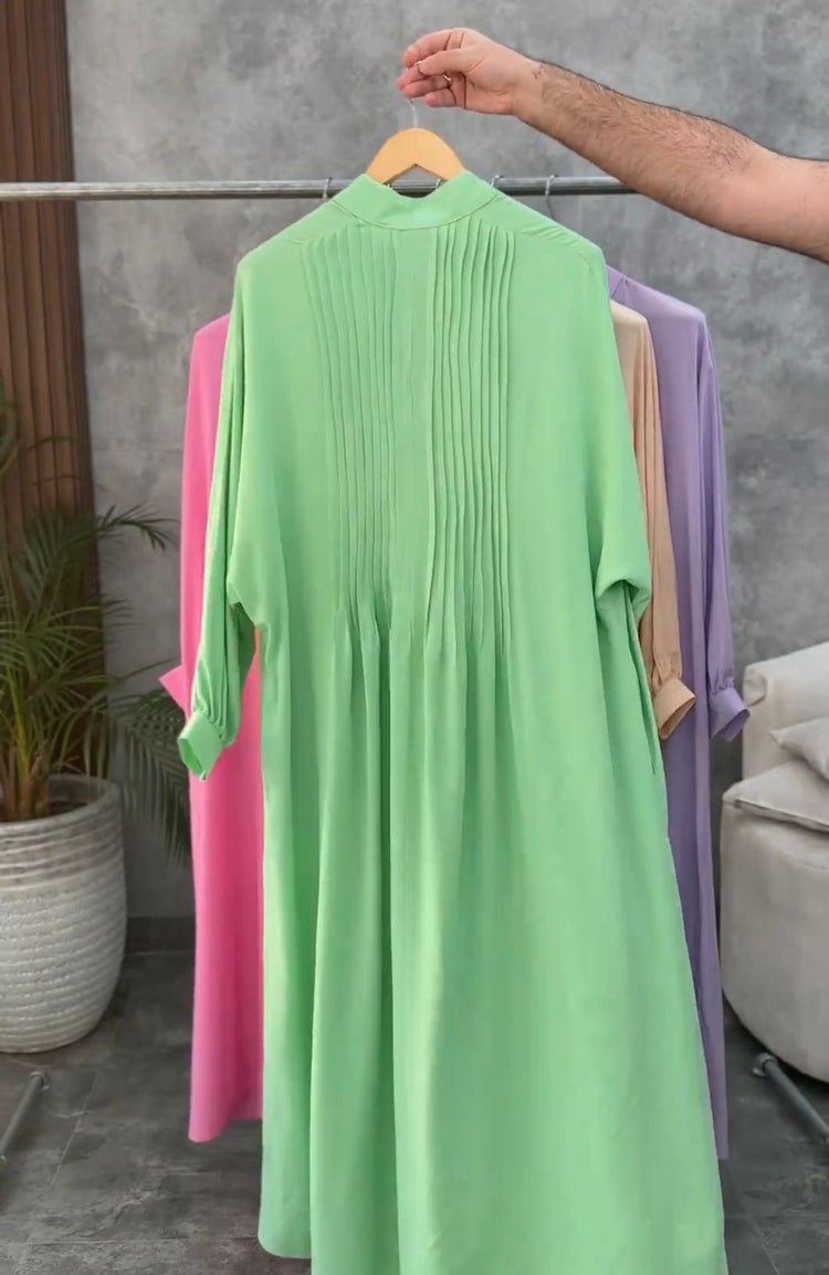 Pleated Back Abaya – Elegant & Effortless