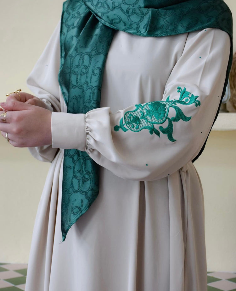 Elegant Embroidered Double Georgette Abaya