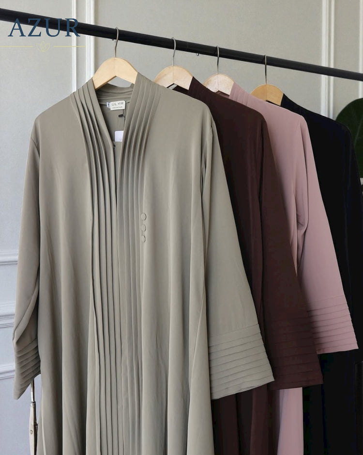 Pleated Front Classic Abaya – Double Georgette