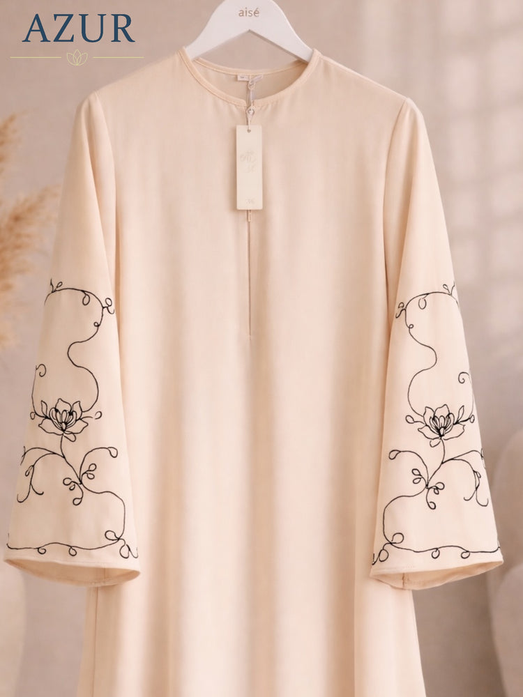 Noor Vine Embroidered Abaya